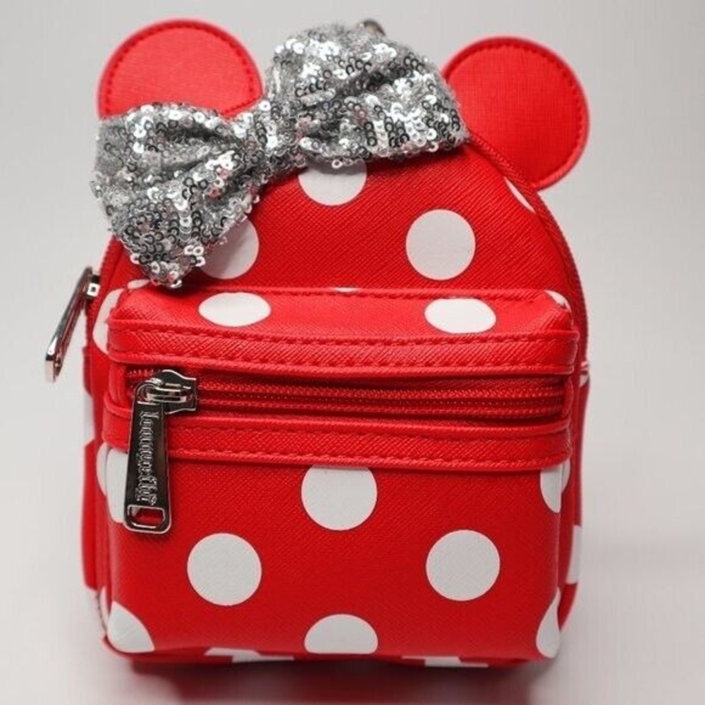 Loungefly Disney Parks Minnie‎ Mouse Polka Dot Sequin Bow wristlet
